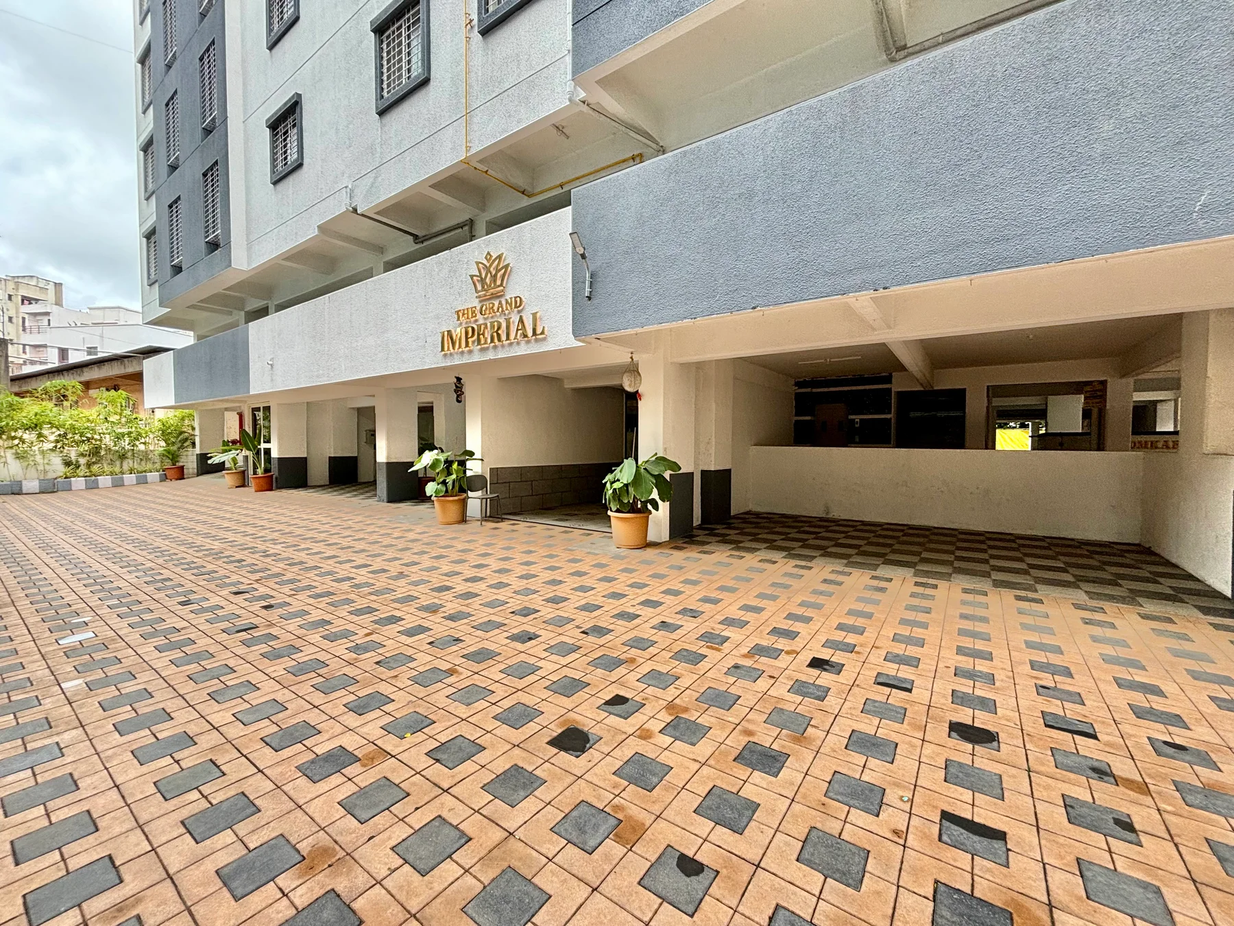Parking space outside The Grand Imperial hotel